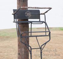    39HUNTER fára szerelhető 2 személyes  les (treestand)  létrával és korláttal